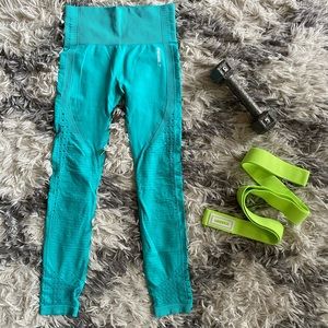 Gymshark Energy Seamless Tropical Blue Leggings